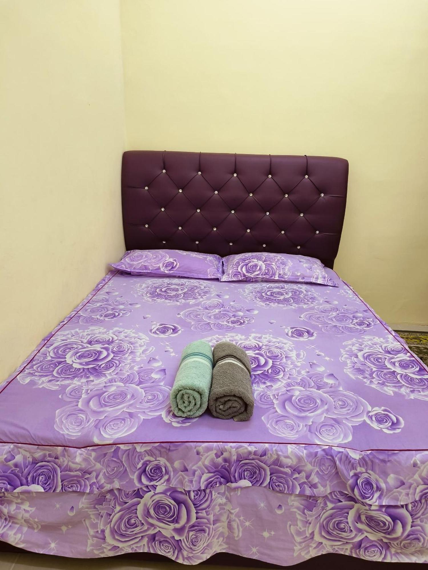Wafiy Homestay Macang Luaran gambar